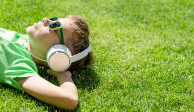 Por que escutamos música em volume alto?