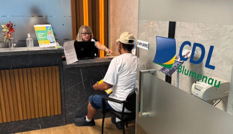 Saiba como participar do Feirão Limpe Seu Nome da CDL Blumenau