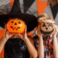 Projeto de lei que veda a comemoração do Halloween em escolas públicas de SC