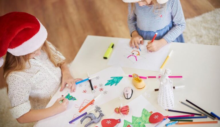 Saiba como crianças podem participar de oficina de arte natalina em Shopping de Blumenau