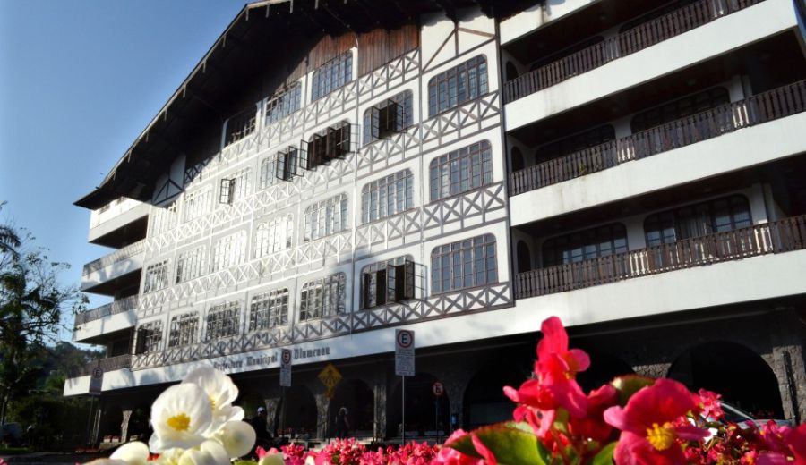 Dívidas municipais que estão na Justiça podem ser negociadas no Renovar 2025