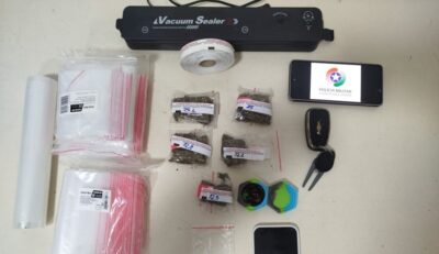 Com adesivo de "agradecemos a preferência", traficantes são presos em Blumenau