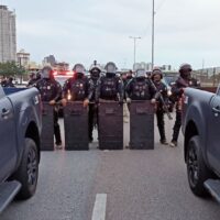 Justiça proíbe bloqueios nas BRs 470 e 101 diante de mobilizações de caminhoneiros