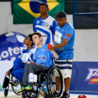Paratletas representam Blumenau em campeonatos brasileiros de natação e bocha