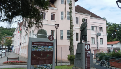 Blumenau abre R$ 1,4 milhão em editais culturais para 2026