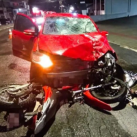 Batida entre moto e carro deixa uma pessoa morta em Blumenau; bafômetro aponta álcool acima do permitido