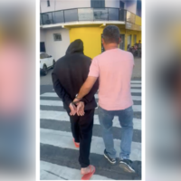 Homem que matou vizinho após briga por fezes de cachorro é preso em Blumenau