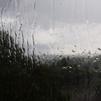 Semana inicia com chuva a qualquer momento