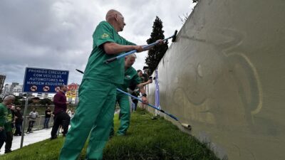 Luciano Hang participa de ação contra pichações em Blumenau e cobra conscientização