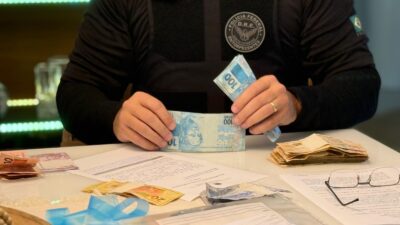 PF desarticula esquema de tráfico internacional que operava por portos de SC e já movimentou mais de meio bilhão de reais