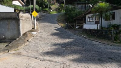 Rua de Blumenau fica totalmente interditada nesta semana