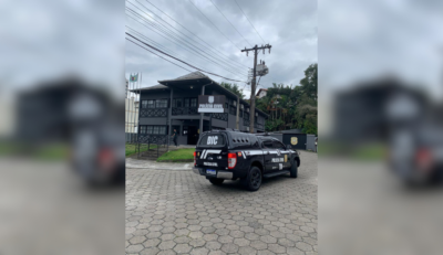 Homem é preso com quase 1kg de drogas em Blumenau