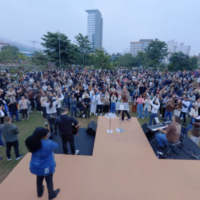 “Amanhecer Blumenau” reúne cerca de 1.500 pessoas no Parque Ramiro Ruediger