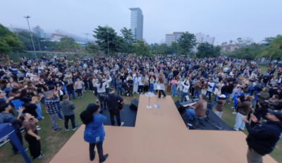“Amanhecer Blumenau” reúne cerca de 1.500 pessoas no Parque Ramiro Ruediger
