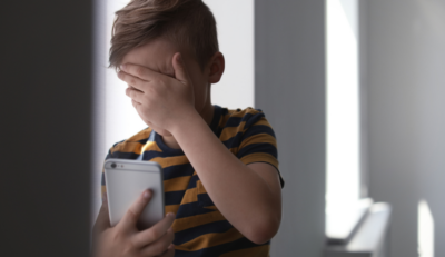 Câmara de Blumenau aprova projeto para combater violência digital contra crianças e adolescentes