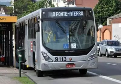Blumenau aprova projeto que amplia segurança no transporte coletivo para mulheres e idosos