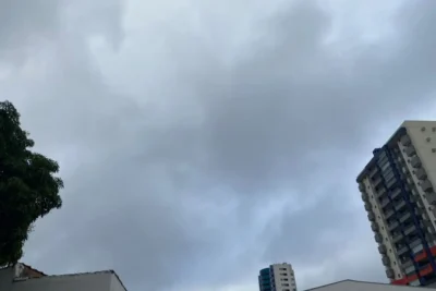 Sexta-feira com chegada de frente fria na região