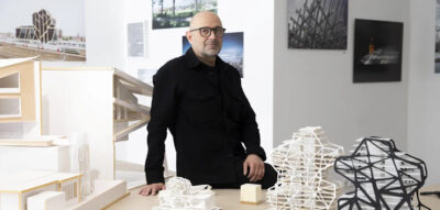 Ícone da arquitetura mundial, Jürgen Mayer H. vem ao Brasil em momento de conclusão da infraestrutura do Seehaus Home Resort em Gaspar 