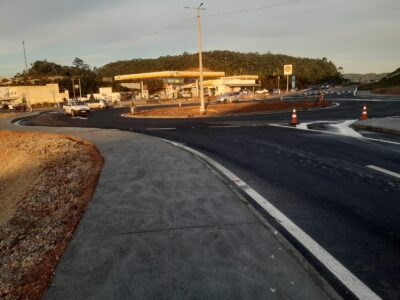 Liberação total de viaduto na BR-470 melhora acessos e deve reduzir filas em Gaspar