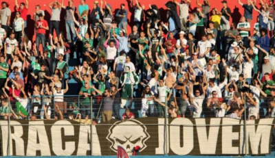Torcedora do Metropolitano relata agressões com socos na cabeça durante jogo em Tubarão