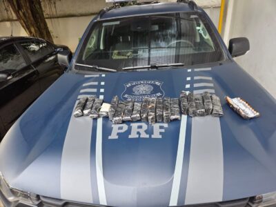 Carga de remédios para emagrecer proibidos pela Anvisa é apreendida na BR-470, em Blumenau